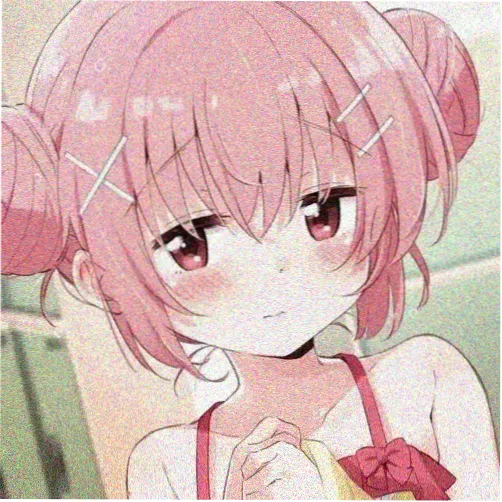 观众头像：蓝色短发少女侧影
